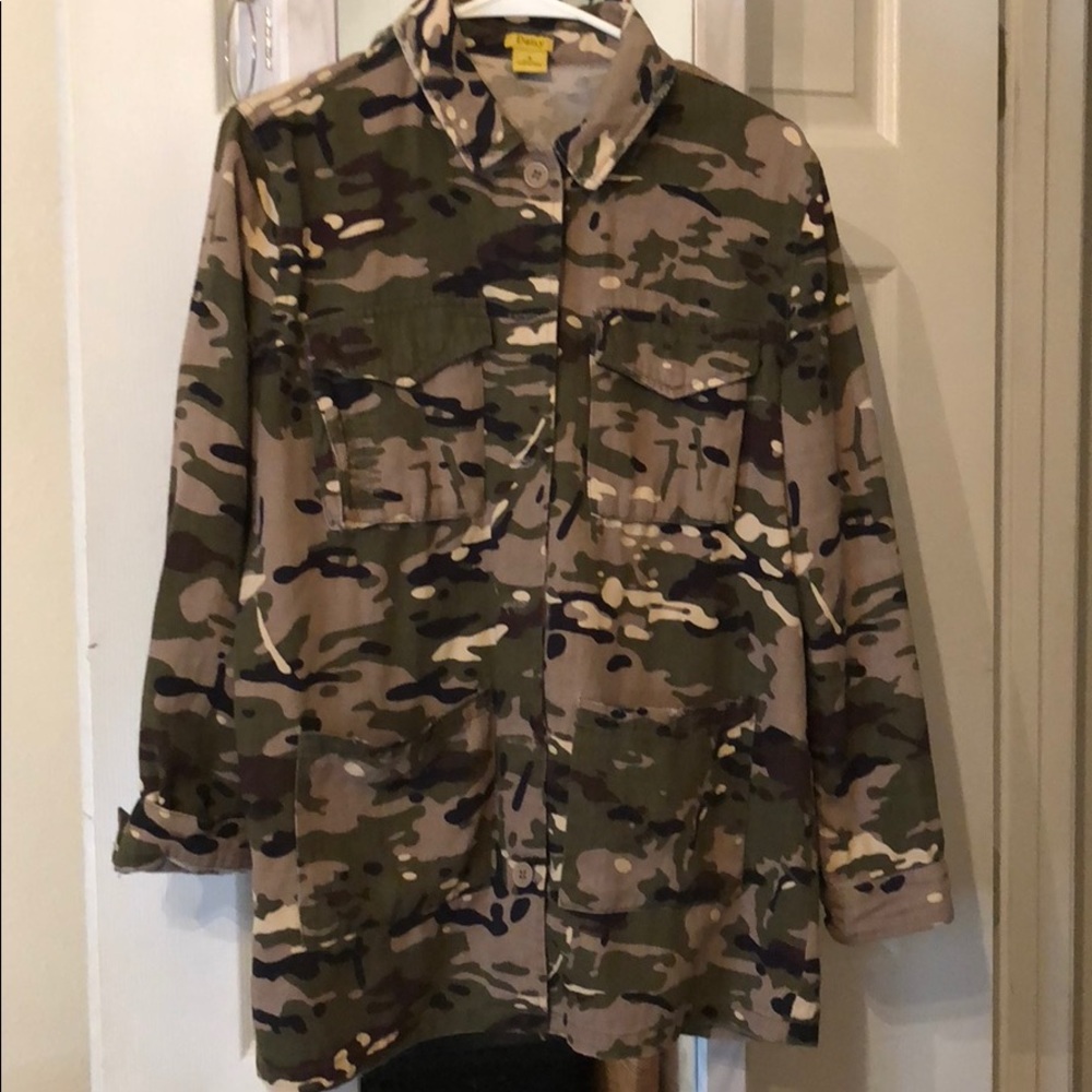 Camo jacket - Picture 2 of 2